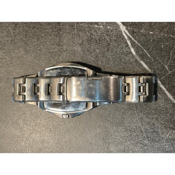 Mens Unique Retro Design Kenneth Cole Watch with Day Date - New Battery - Picture 4 of 5